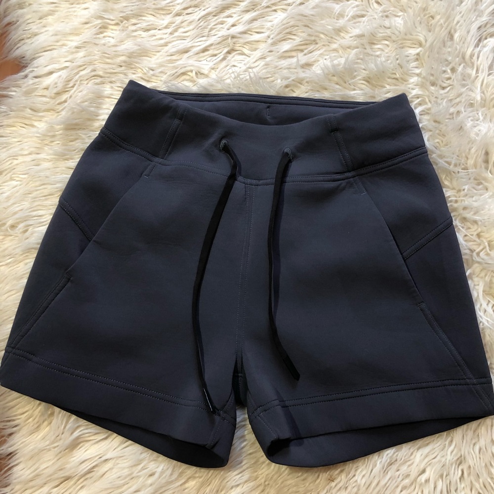Lululemon grey shorts